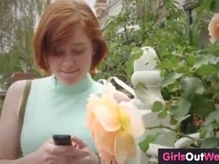 Lesbian redheads ndilat and finger upslika pussies