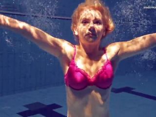 Elena proklova sub apa blonda gagica, hd xxx video b4