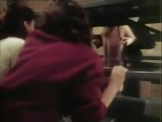 Heavens 터치 1983: 터치 관 더러운 비디오 표시 65