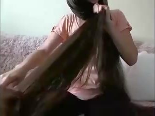 迷人 长 头发 褐发女郎 hairplay 发 刷 湿 发